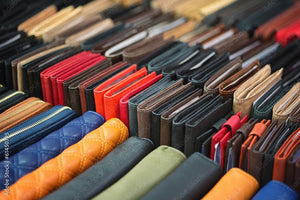 Leather vs Non-Leather Wallets: Which is the Best Choice?