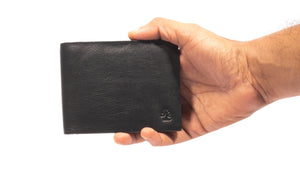 Innovation in Design: The Stitch-Free Leather Wallet